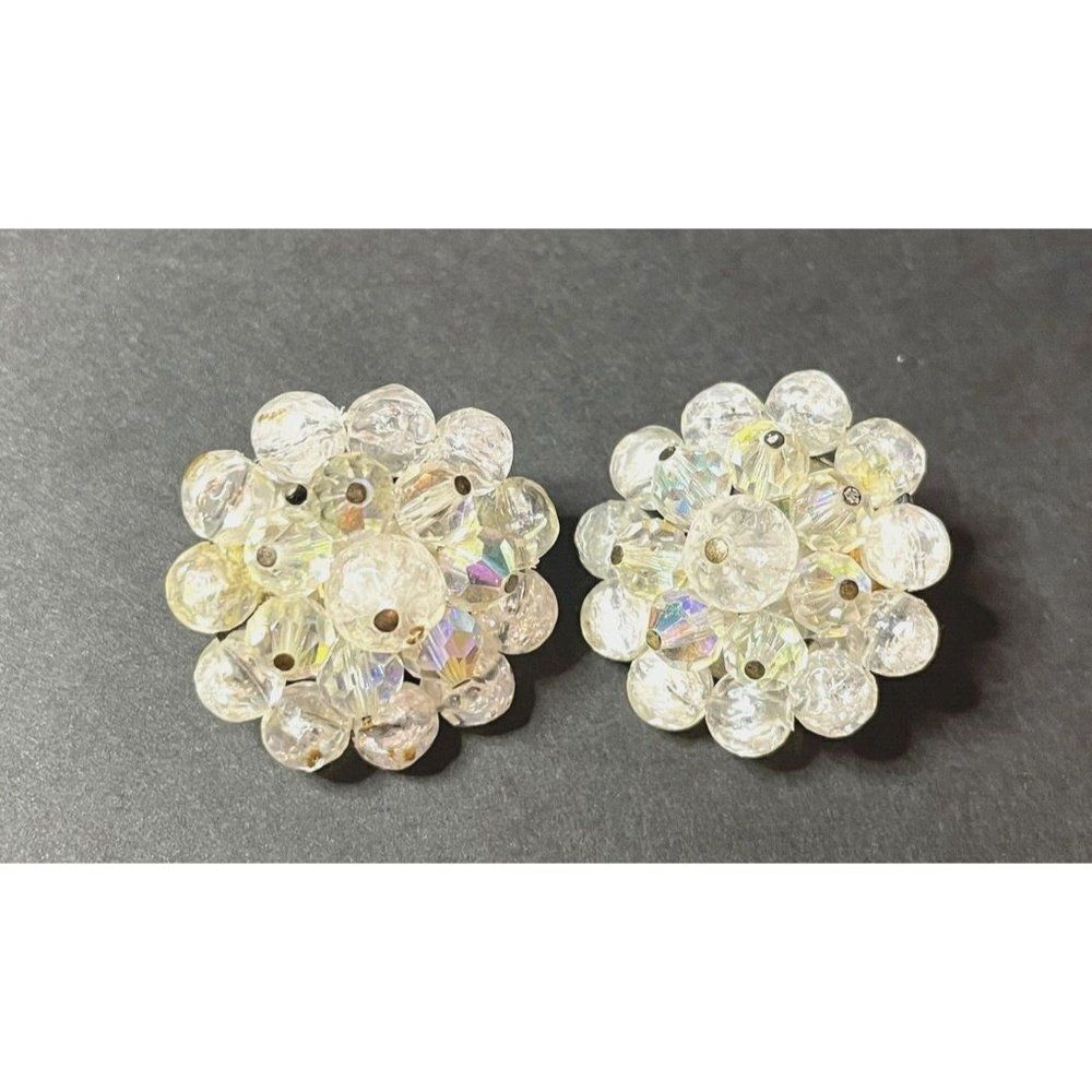 Vintage Signed Laguna Aurora Borealis Crystal Clip On Earrings